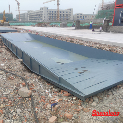 工地門口過(guò)水槽